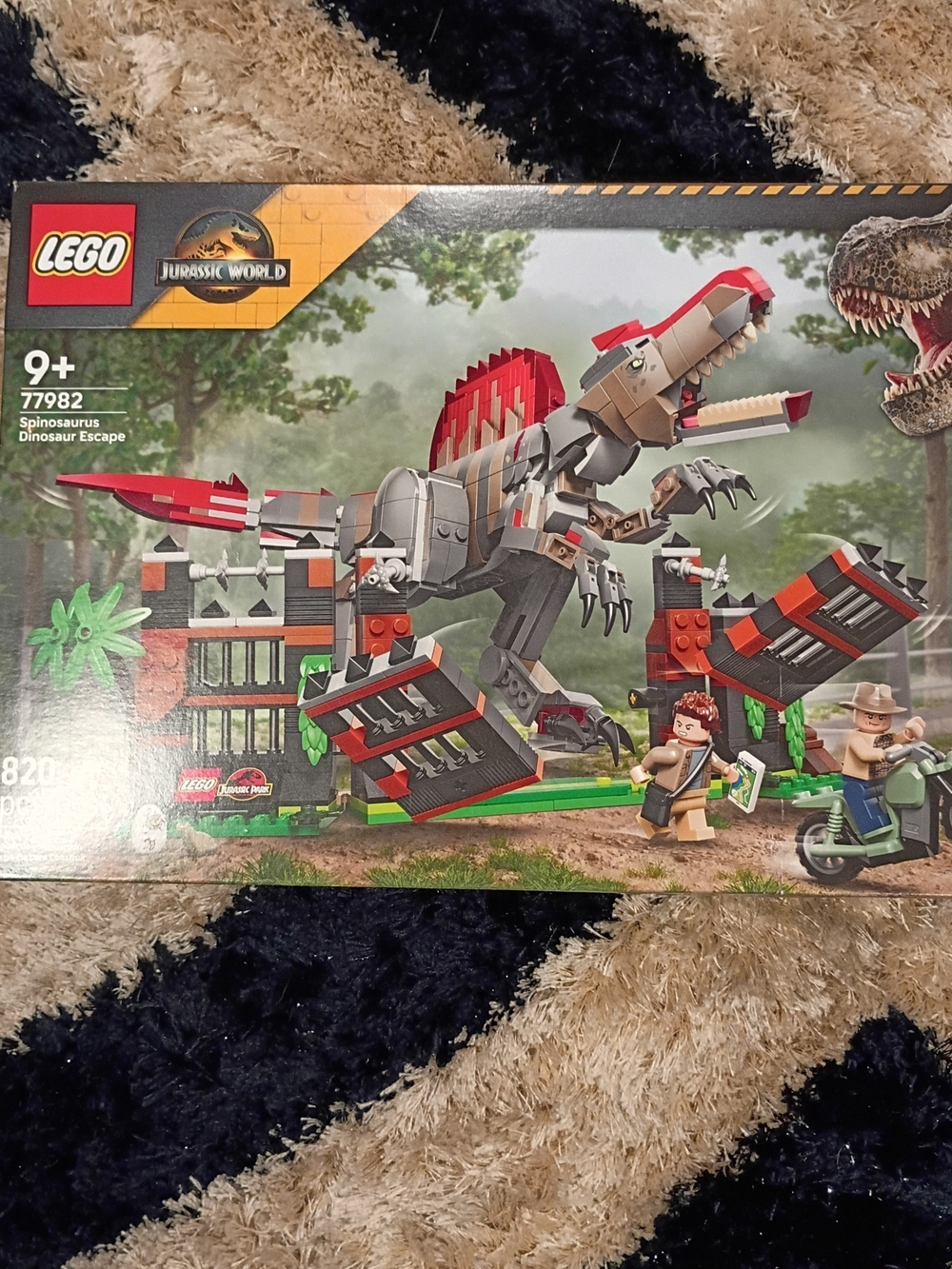 Lego Jurassic World Spinosaurus Escape 77982